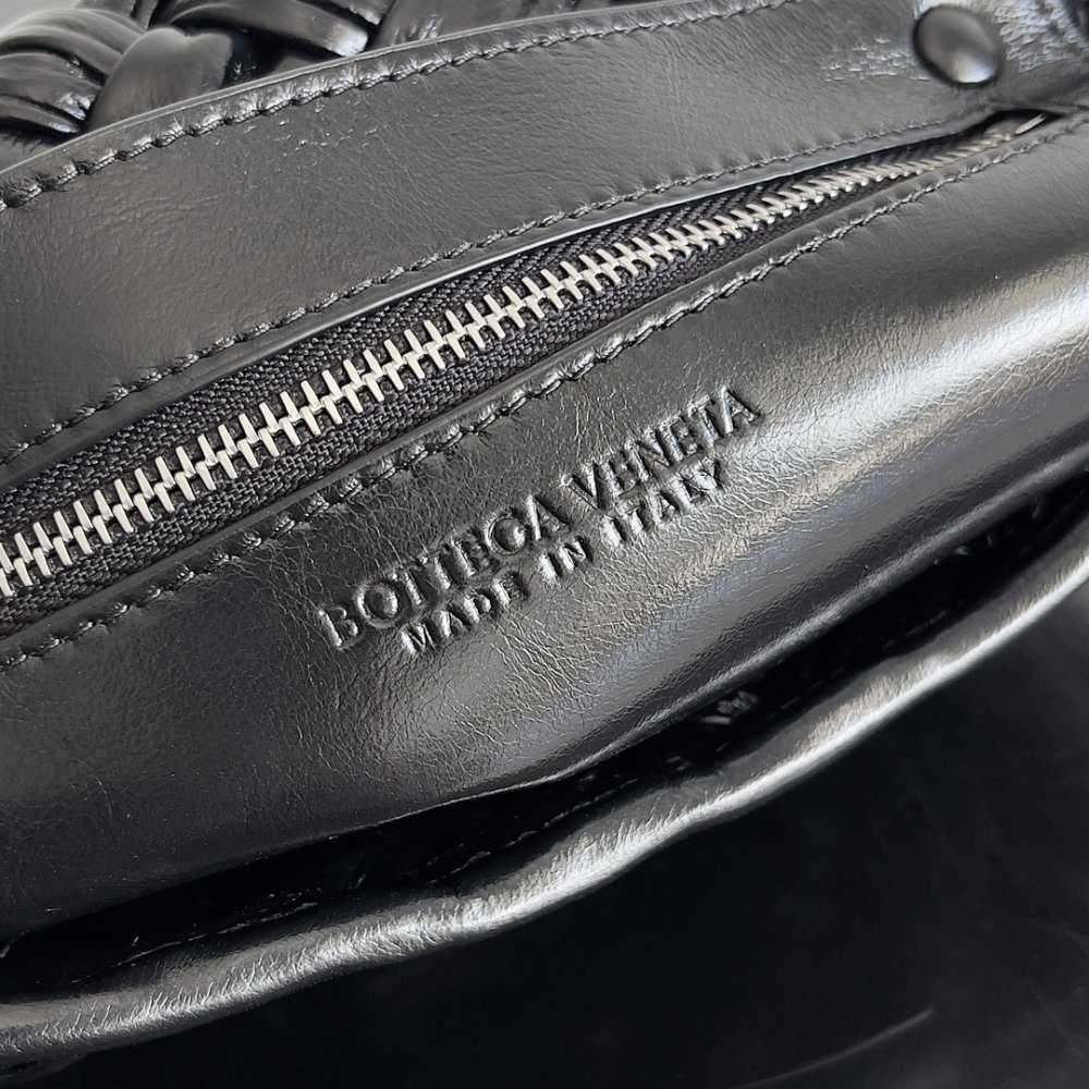 Сумка через плечо RUMPLE MESSENGER 21 см фото 8