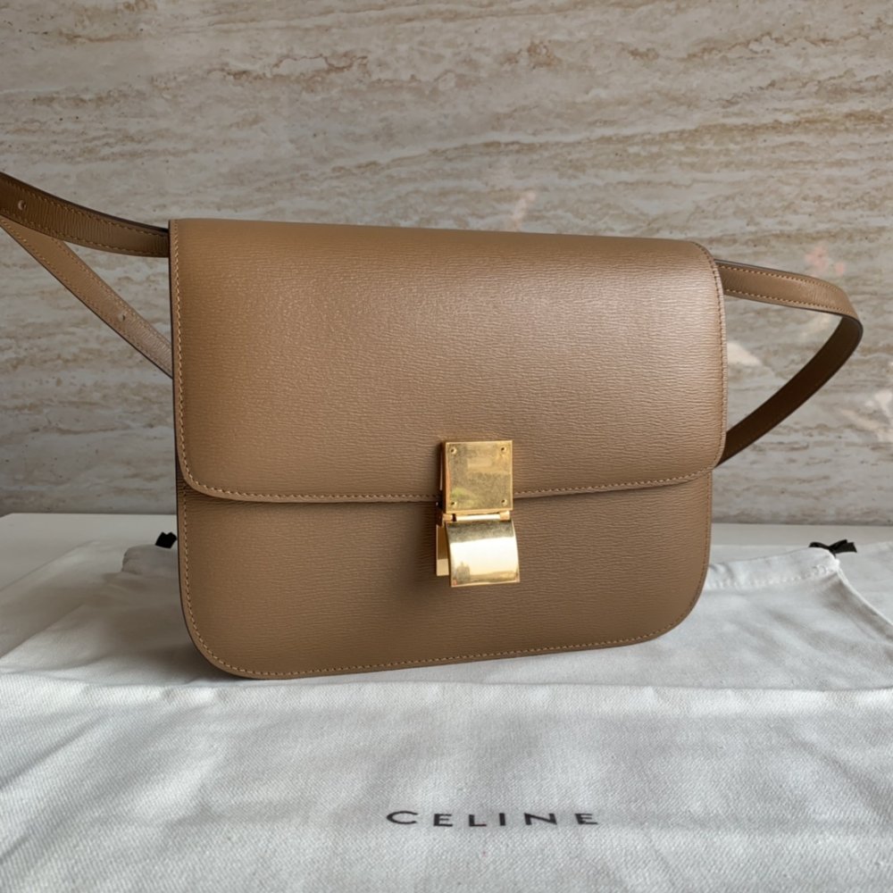 Сумка Classic Box Bag 24 см через плечо