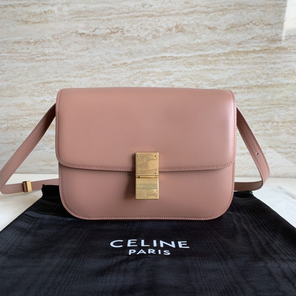 Сумка Classic Box Bag 24 см через плечо