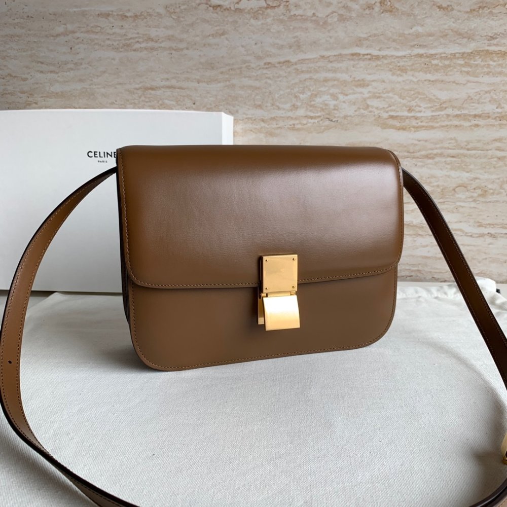 Сумка Classic Box Bag 24 см через плечо