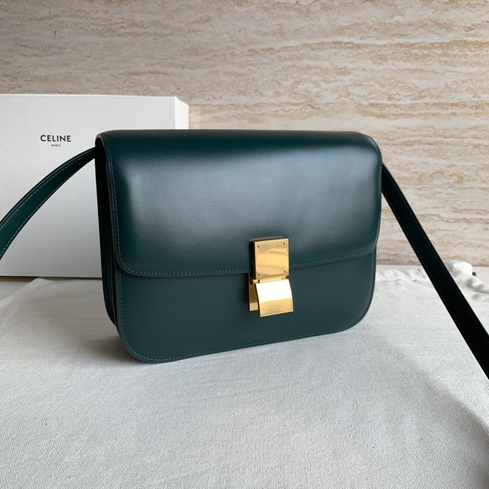 Сумка Classic Box Bag 24 см через плечо