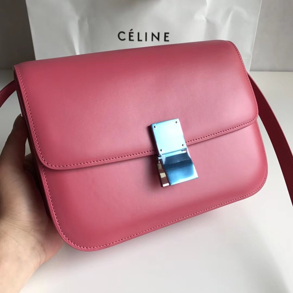 Сумка Classic Box Bag 24 см через плечо