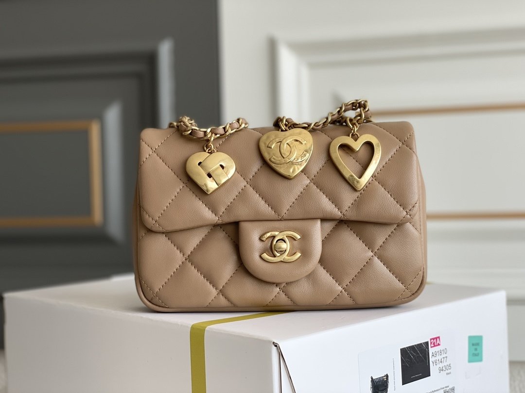 A bag Classic Flap Bag with Heart Charms 19 cm