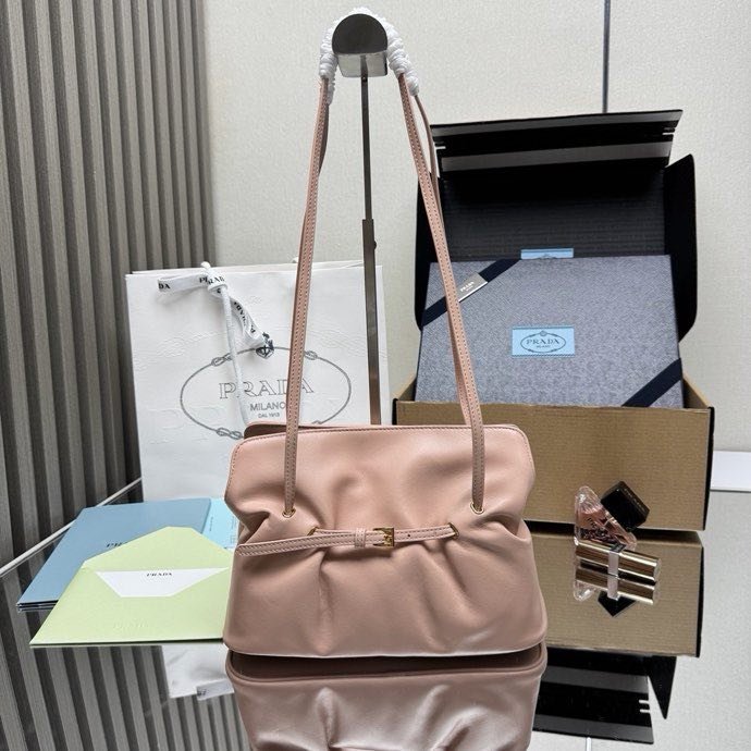 Сумка Cloud Bag шкіряна 25 см