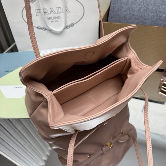 Сумка Cloud Bag шкіряна 25 см фото 4