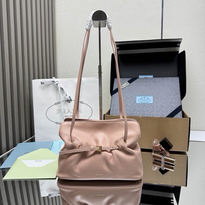 Сумка Cloud Bag шкіряна 25 см фото 6