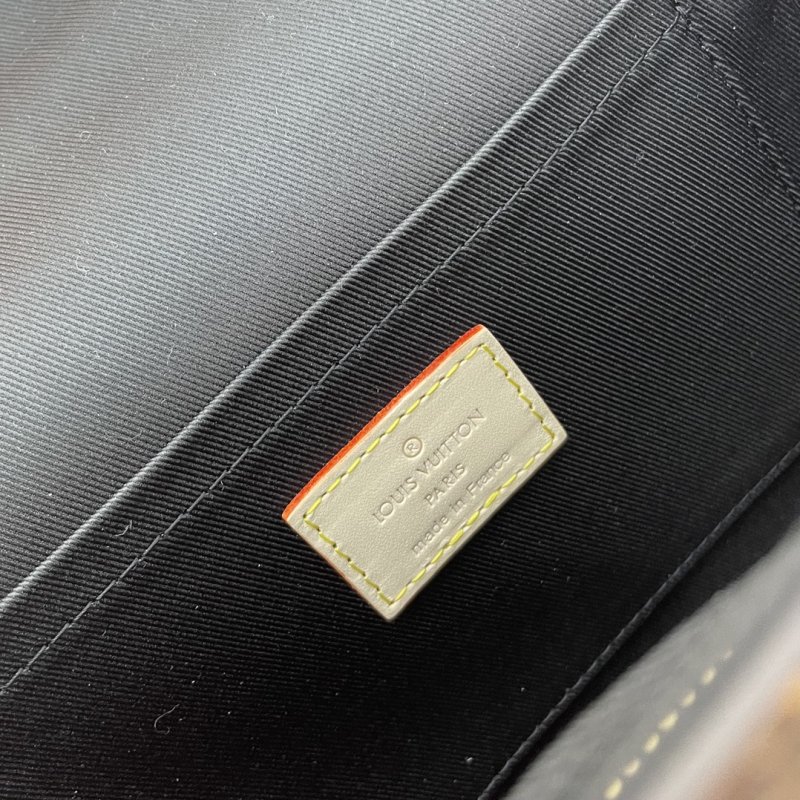 Сумка CLUNY BB M46055 20 см фото 9