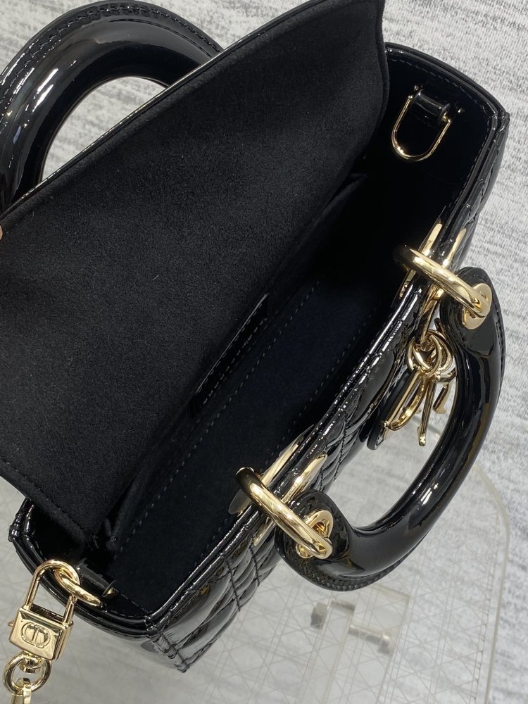 Сумка D-joy кожаная 19 см фото 8