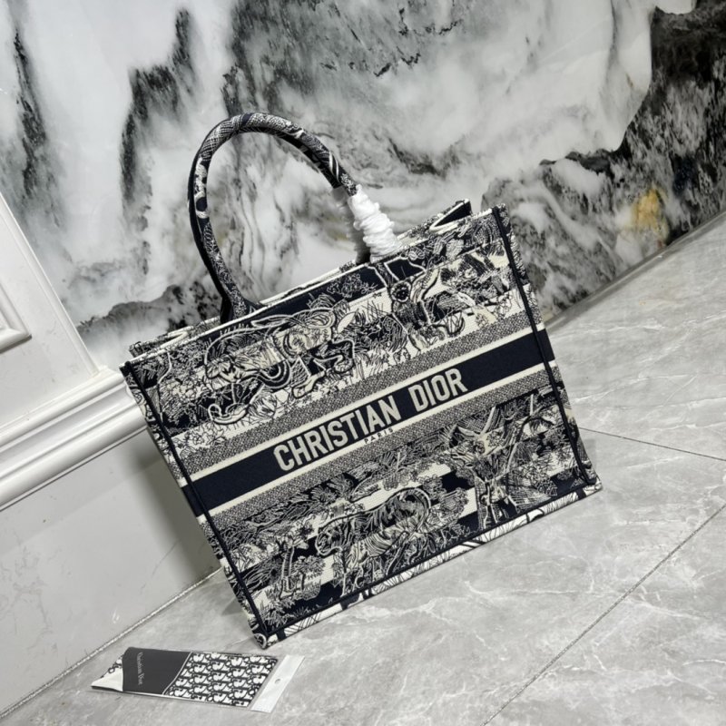 Сумка Dior Book Tote 42 см
