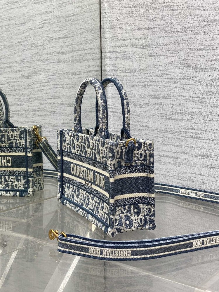 Сумка Dior Tote 21 см фото 5