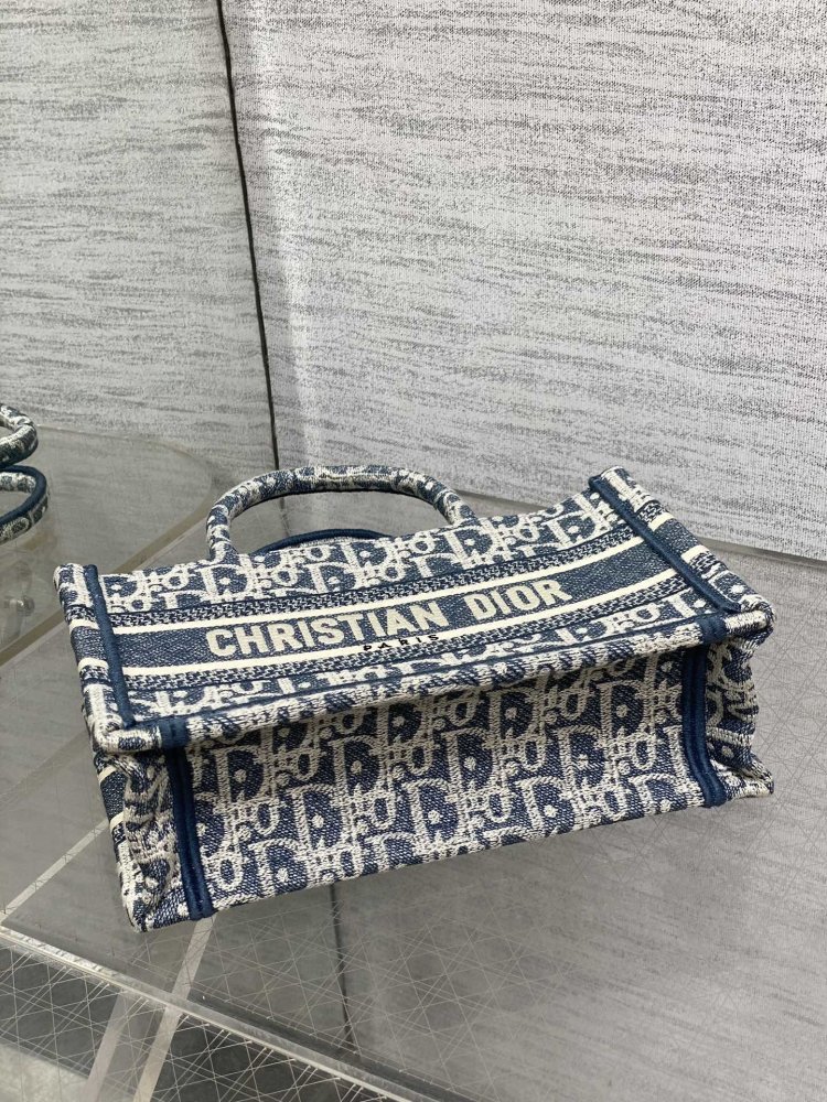 Сумка Dior Tote 21 см фото 6