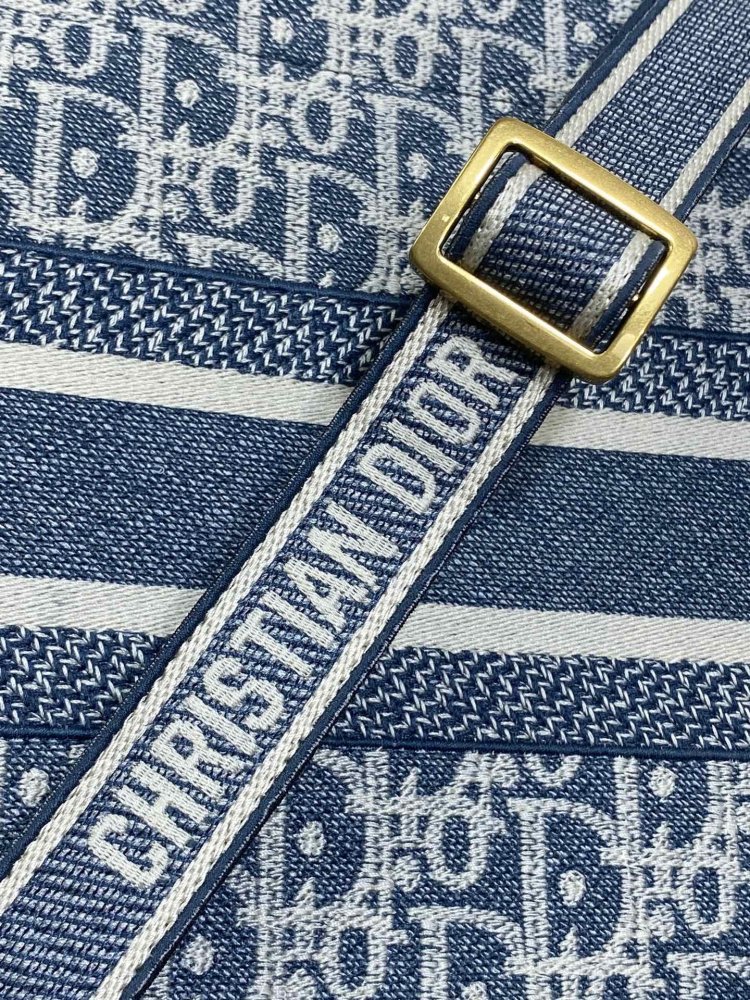 A bag Dior Tote 26 cm фото 5