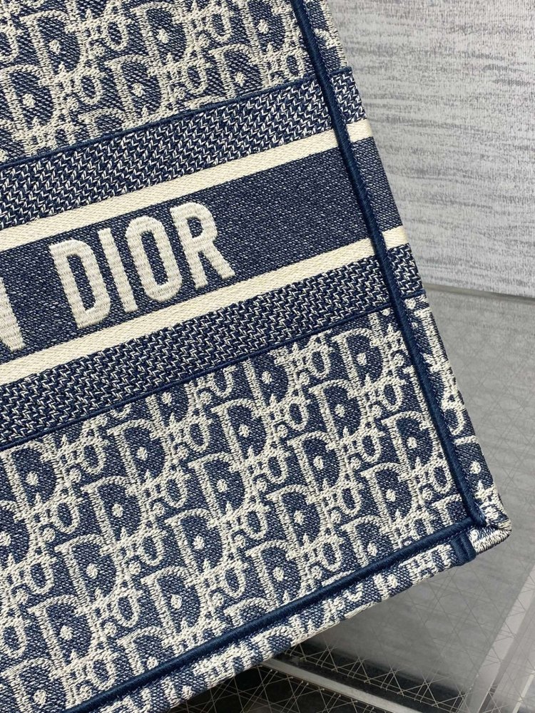 Сумка Dior Tote 36 см фото 3