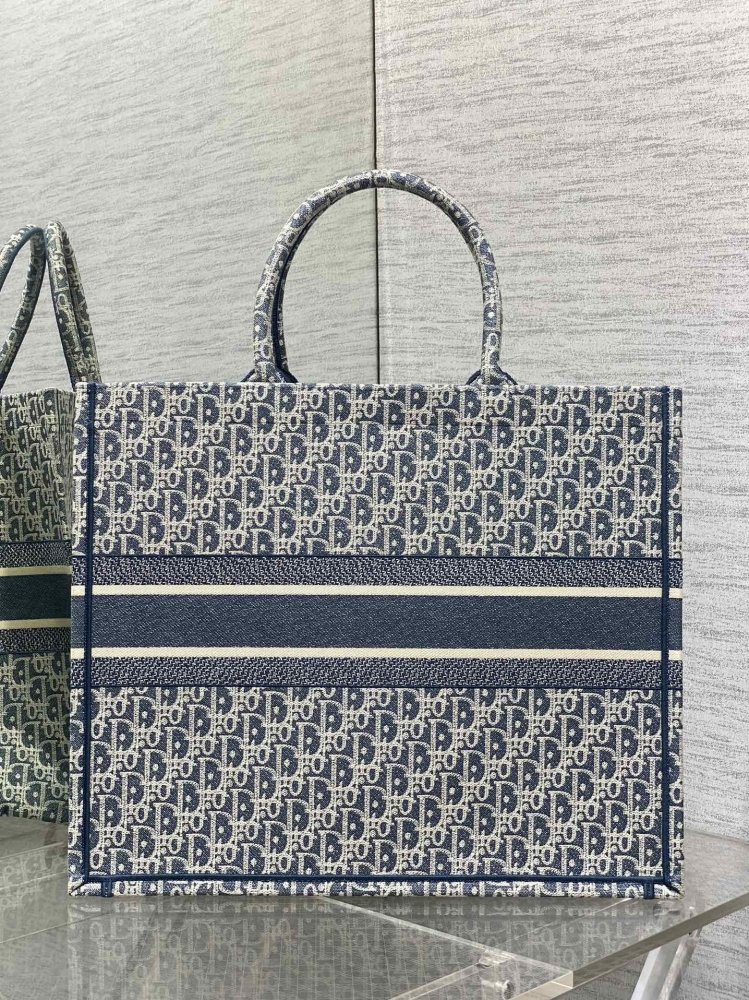 Сумка Dior Tote 42 см фото 4