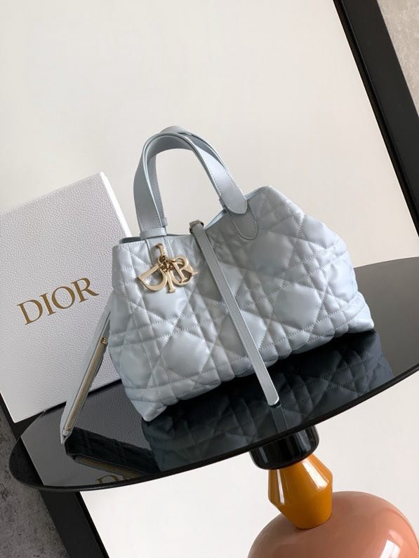 Сумка Dior Toujours 28 см женская