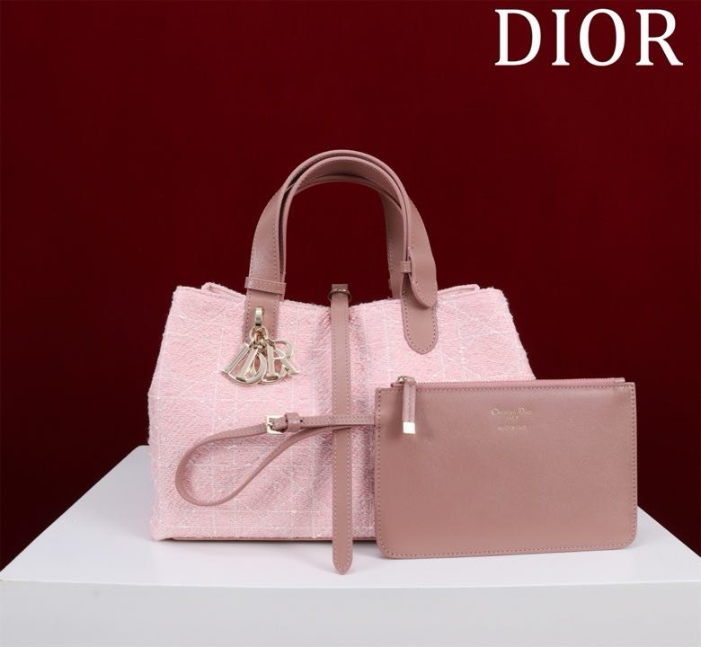 A bag Dior Toujours of skin 28 cm