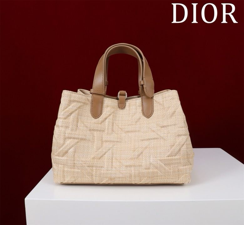 Сумка Dior Toujours из кожи 28 см фото 2