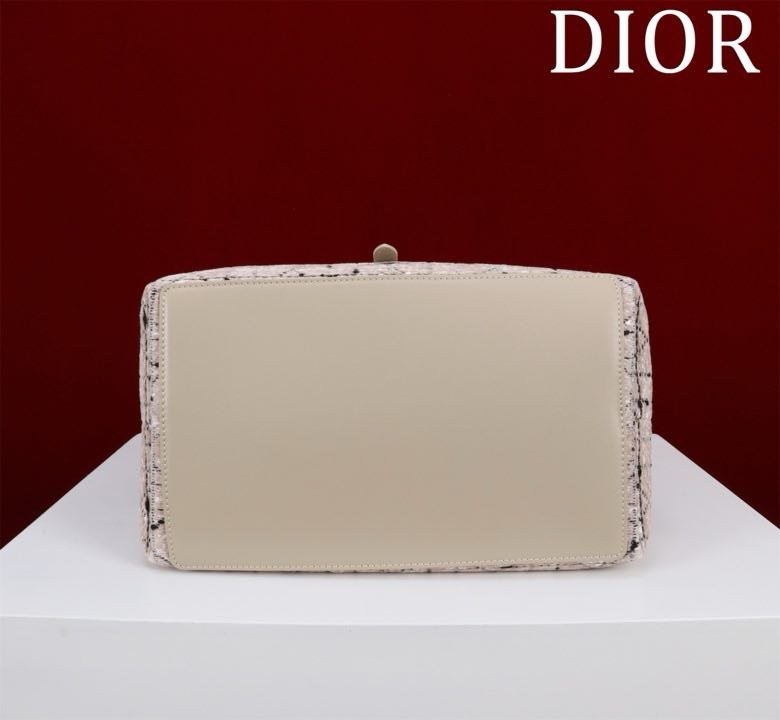 Сумка Dior Toujours из кожи 28 см фото 6