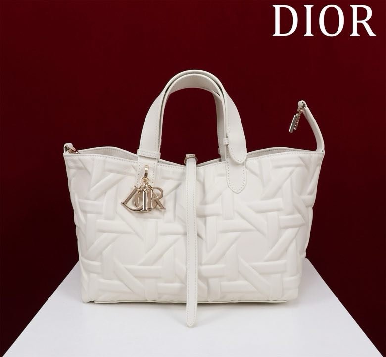 Сумка Dior Toujours из кожи 28 см фото 8