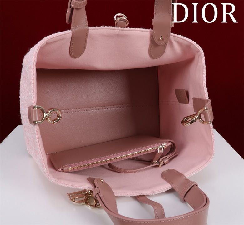 A bag Dior Toujours of skin 28 cm фото 8