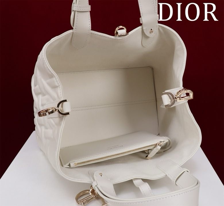 Сумка Dior Toujours из кожи 28 см фото 9