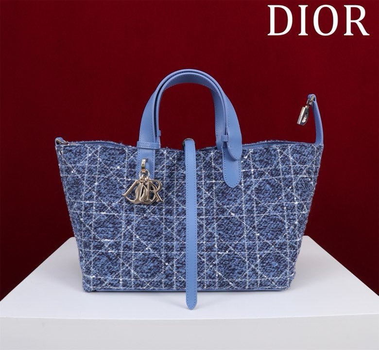 Сумка Dior Toujours из кожи 37 см фото 18
