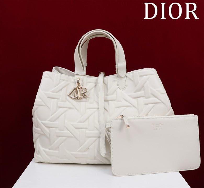 Сумка Dior Toujours из кожи 37 см