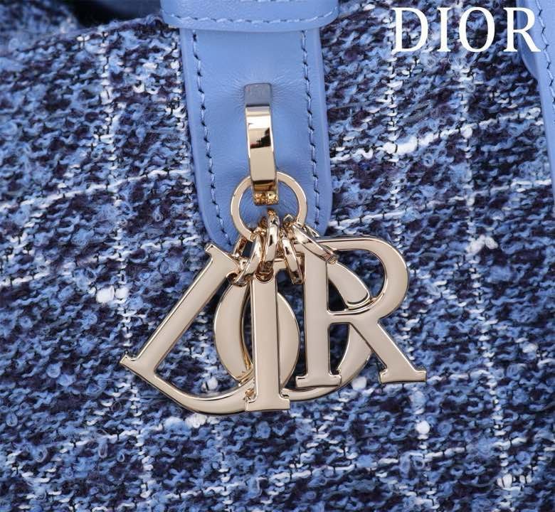 Сумка Dior Toujours из кожи 37 см фото 3