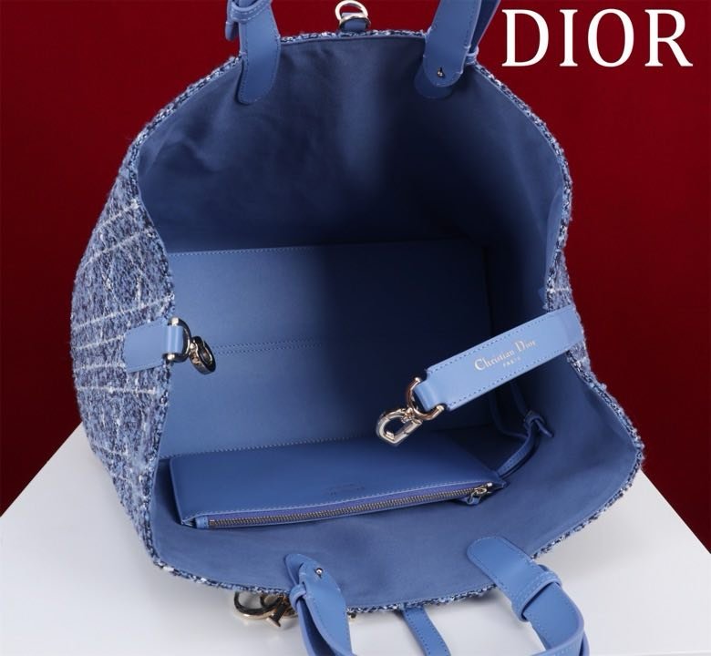 Сумка Dior Toujours из кожи 37 см фото 4