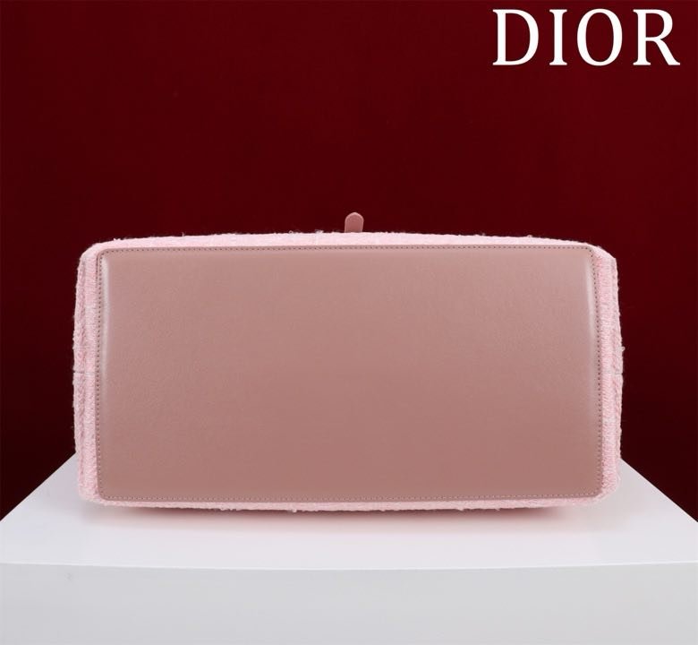 Сумка Dior Toujours из кожи 37 см фото 4