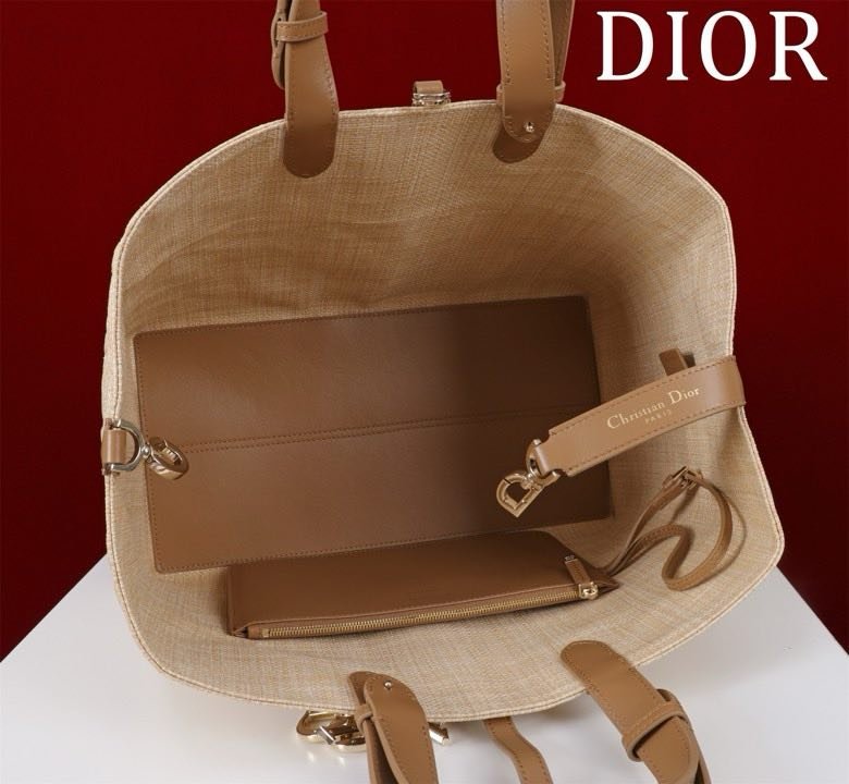Сумка Dior Toujours из кожи 37 см фото 5