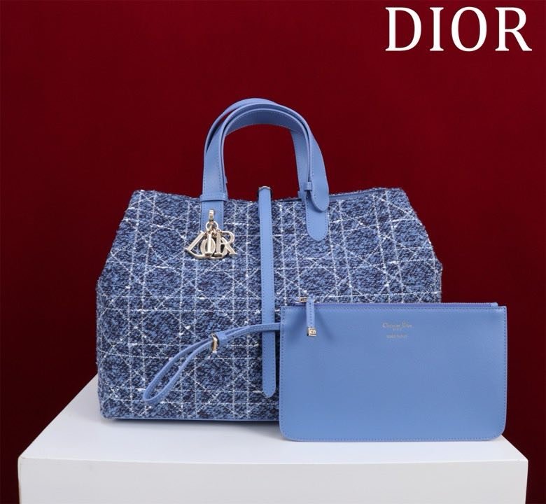 Сумка Dior Toujours из кожи 37 см фото 6