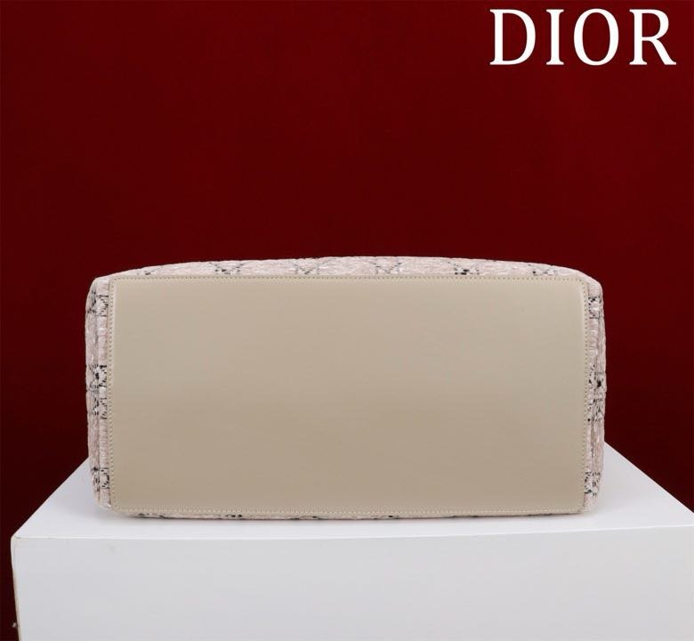Сумка Dior Toujours из кожи 37 см фото 7