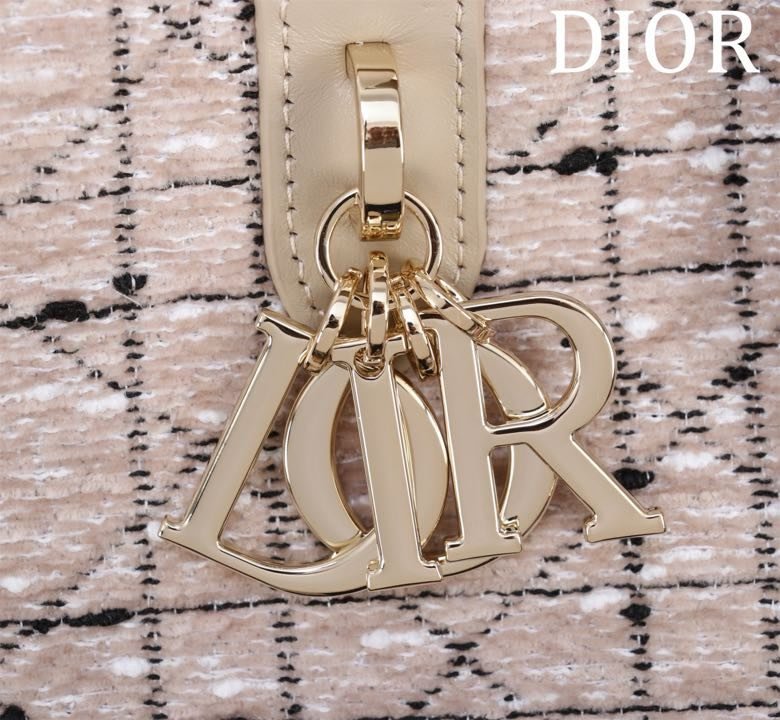 Сумка Dior Toujours из кожи 37 см фото 8