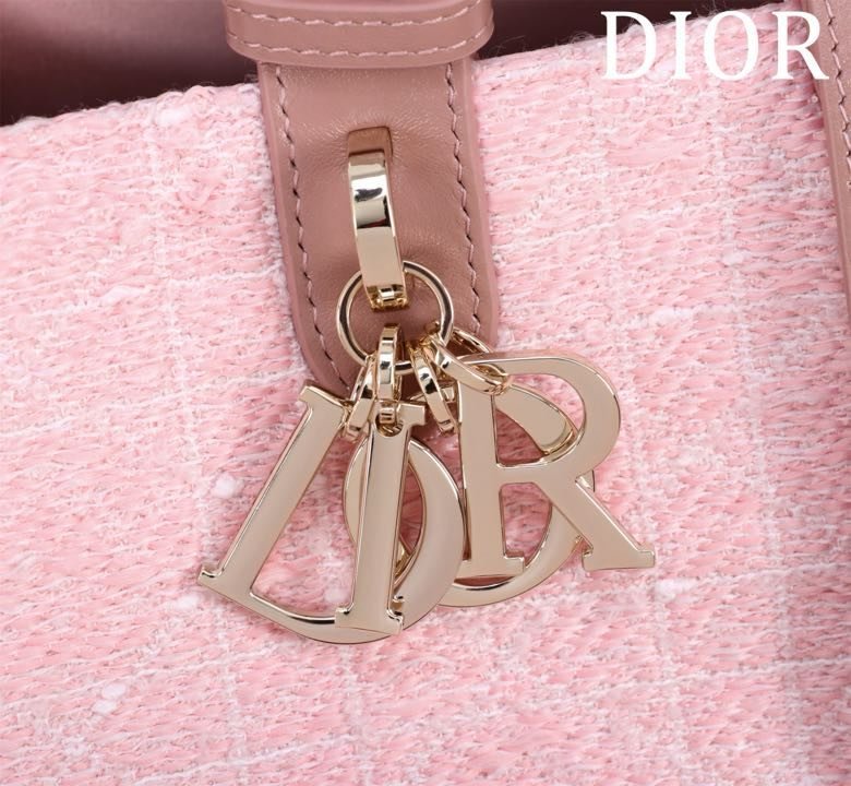 Сумка Dior Toujours из кожи 37 см фото 8