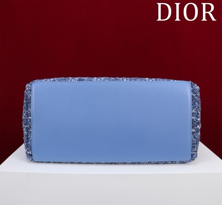 Сумка Dior Toujours из кожи 37 см фото 9