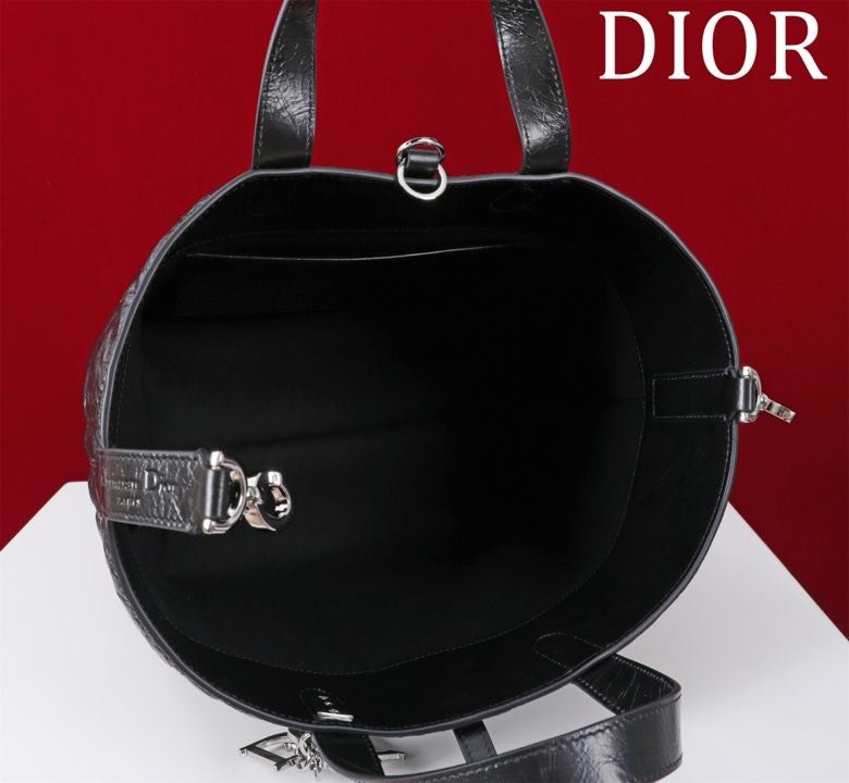 Сумка Dior Toujours из кожи с узором Macrocannage 25 см фото 3