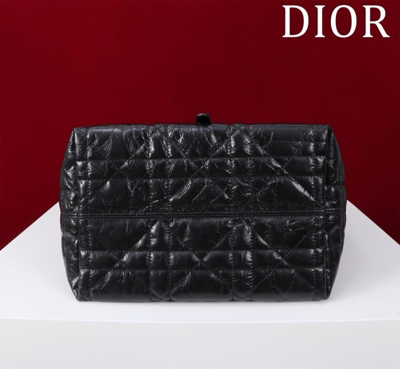 Сумка Dior Toujours из кожи с узором Macrocannage 25 см фото 5