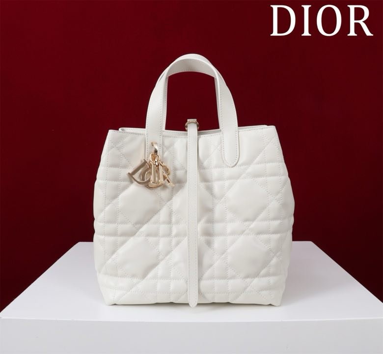 Сумка Dior Toujours из кожи с узором Macrocannage 25 см фото 7