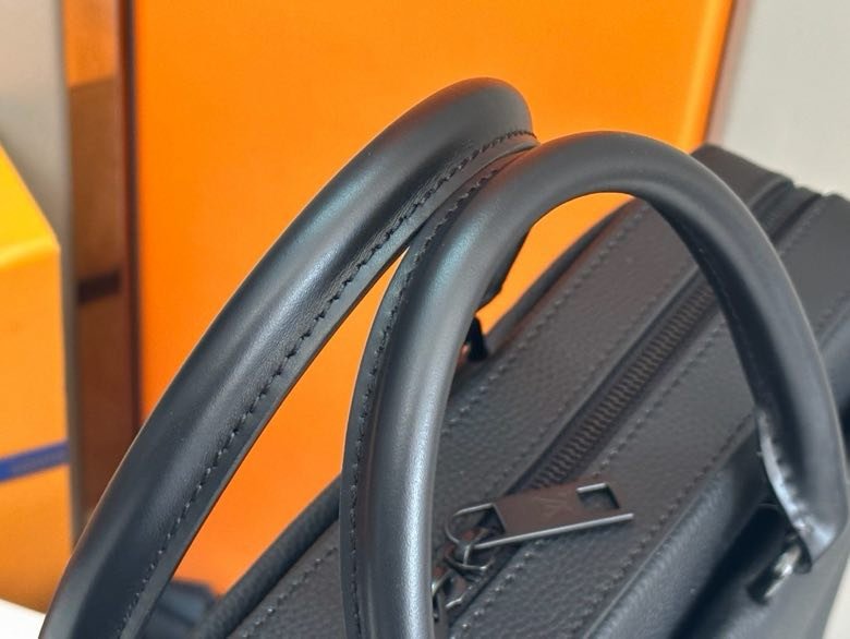 A bag for notebook leather 39 cm фото 4