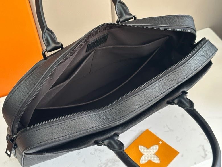 A bag for notebook leather 39 cm фото 8