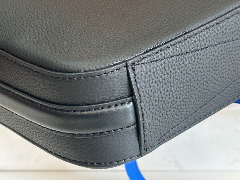 A bag for notebook leather 39 cm фото 9
