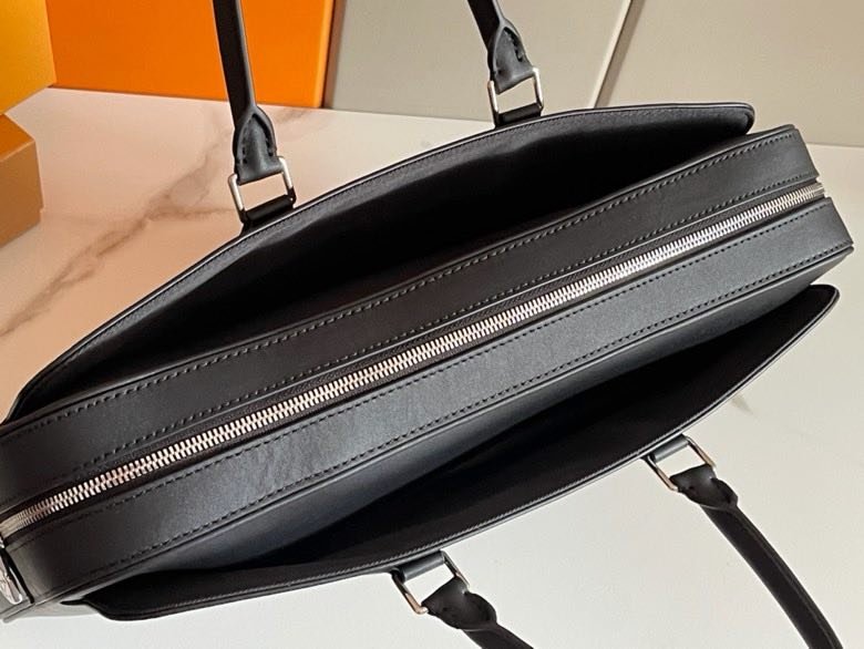 Сумка для ноутбука кожаная 41 см фото 4