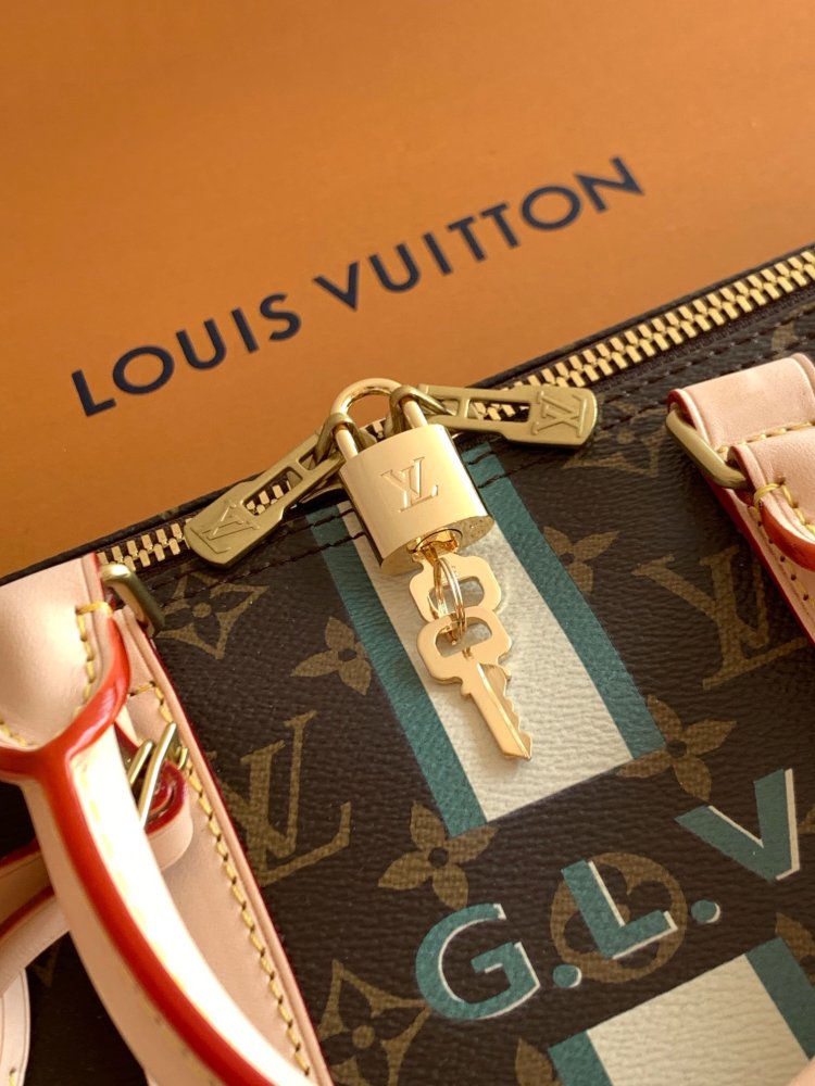 Сумка дорожняя Keepall Bandouliere 45 фото 5