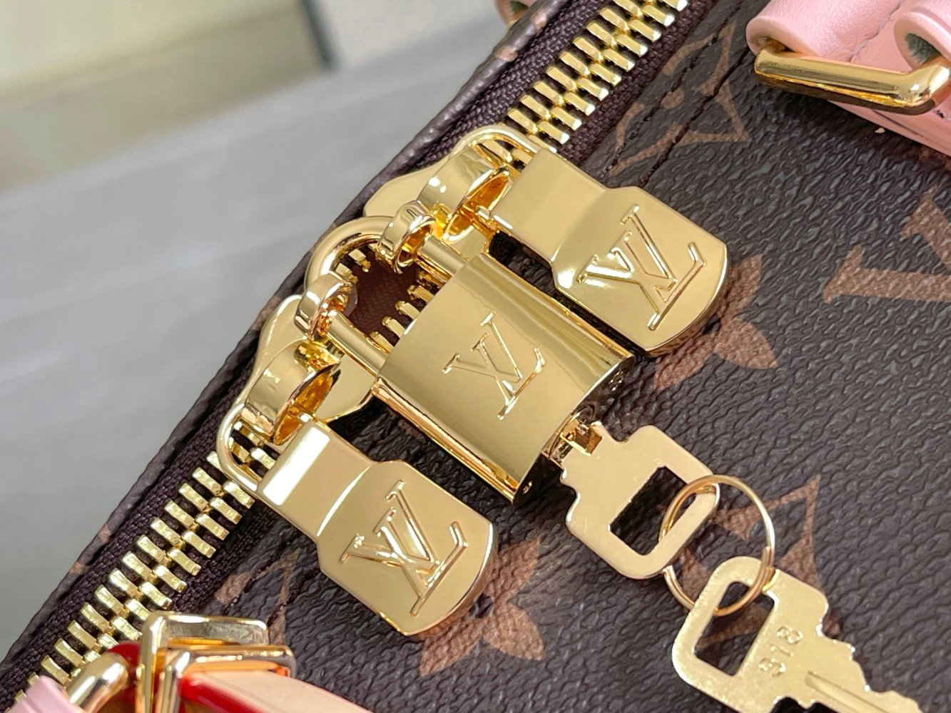 Сумка дорожняя Keepall Bandouliere 45 фото 5