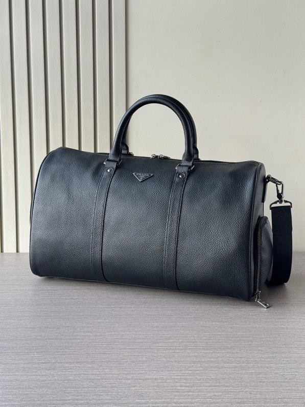 A bag highway men's