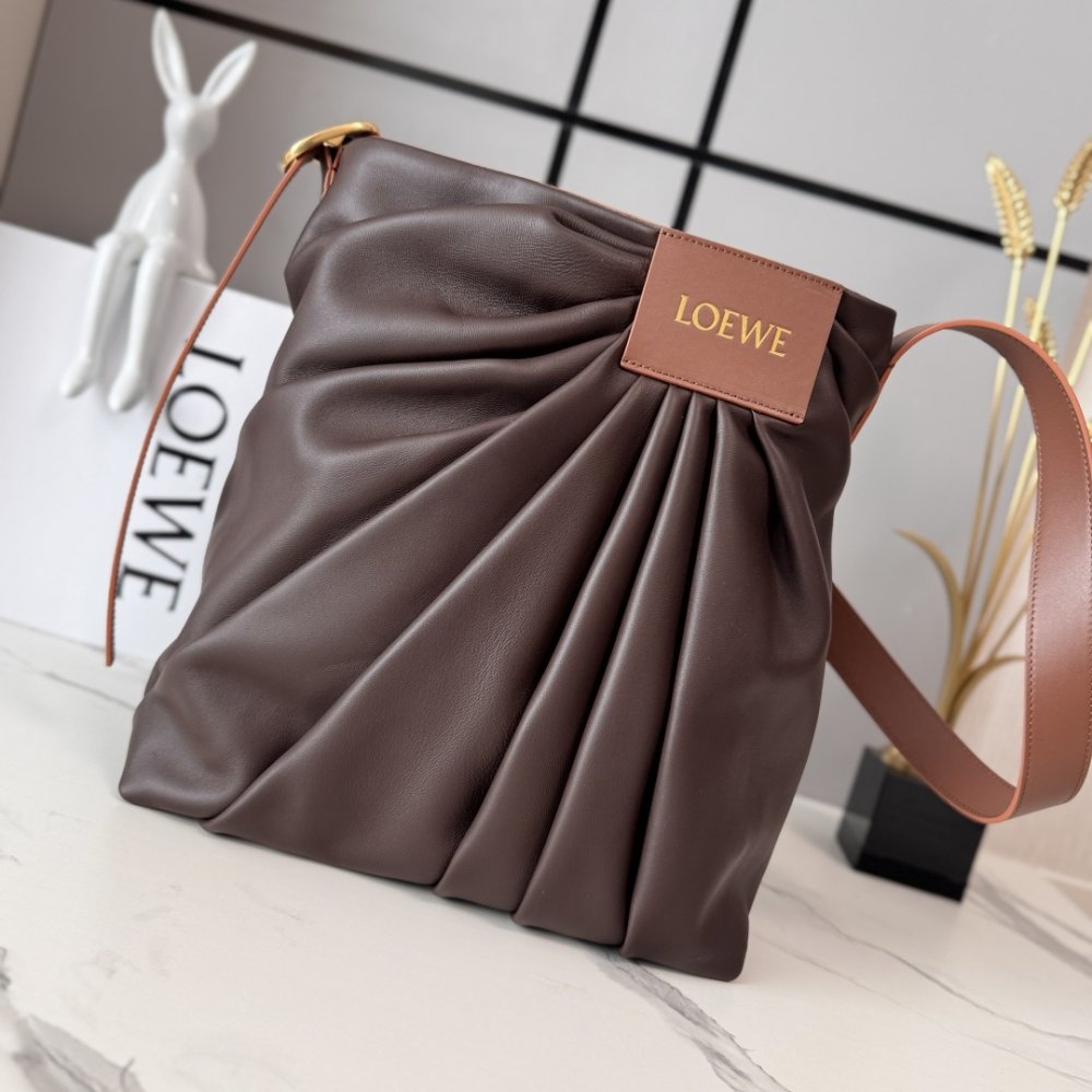 A bag DraPed 29 cm of soft sheep skin