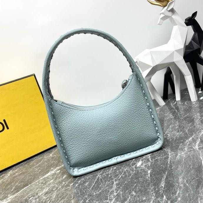 A bag Fendessence 20 cm фото 2