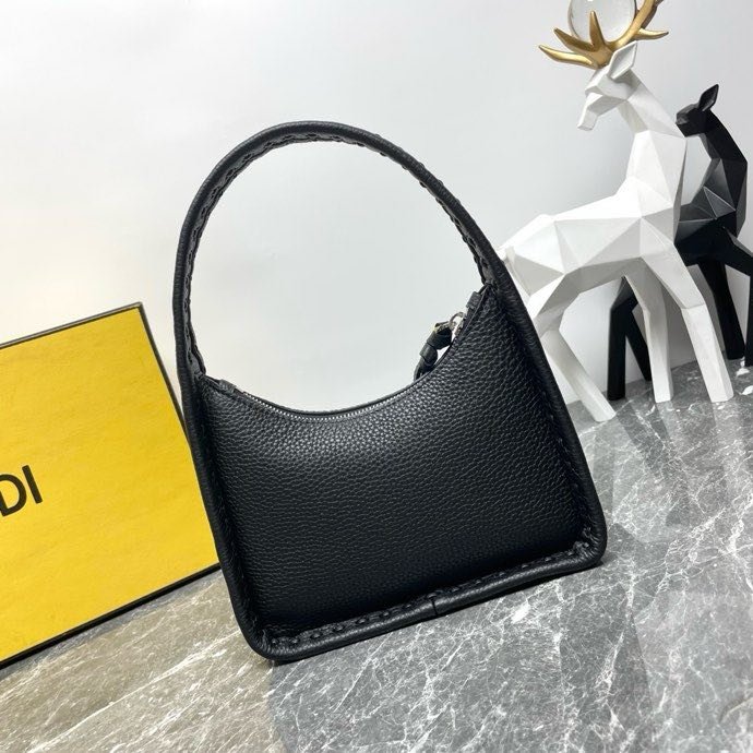 Сумка Fendessence 20 см фото 4