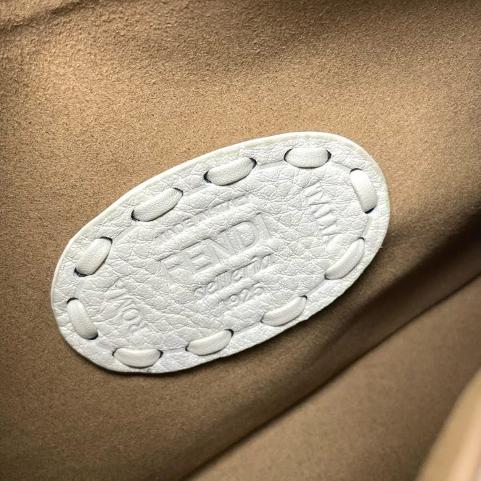 Сумка Fendessence 20 см фото 5